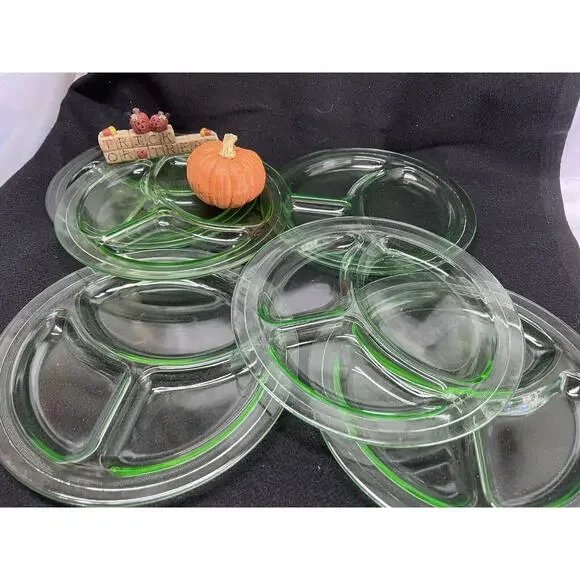 Vintage Green Depression Uranium Glass Grill Dinner Plates - Set Of Six - Picture 5 of 11